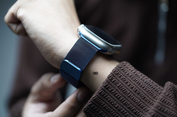 Milanese Loop Apple Watch Series Straps Milanese Magnetic Metal