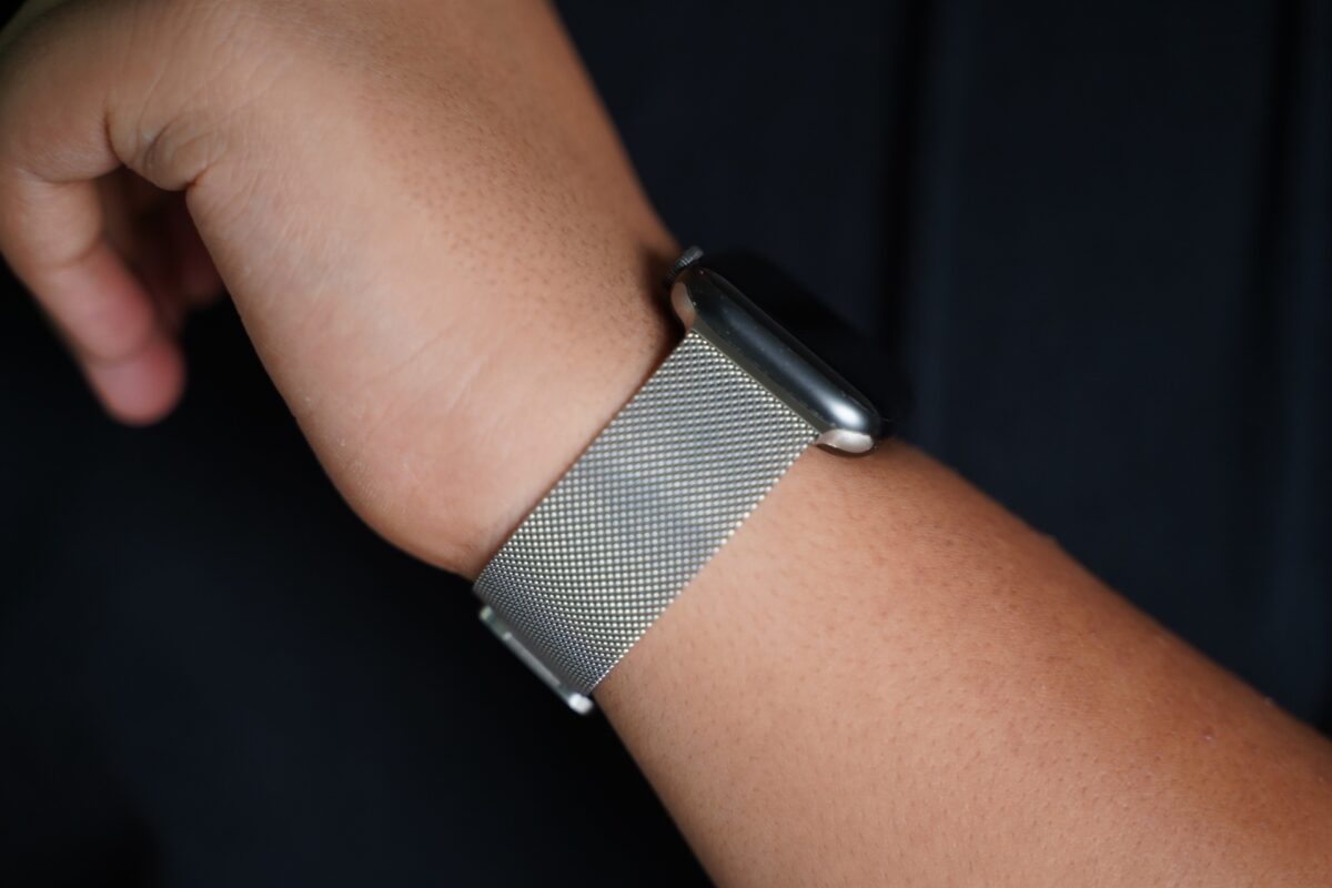 Milanese Magnetic Metal loop strap Silver for Apple Watch 44MM 45MM 46MM Series 4 5 6 7 8 9 10 SE SE 2 Gen