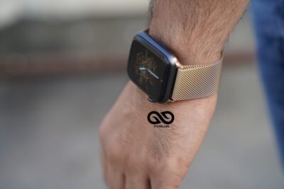 Milanese magnetic metal loop strap Pale Gold for Apple Watch 42MM 41MM 40MM Series 4 5 6 7 8 9 10 11 SE SE 2 Gen