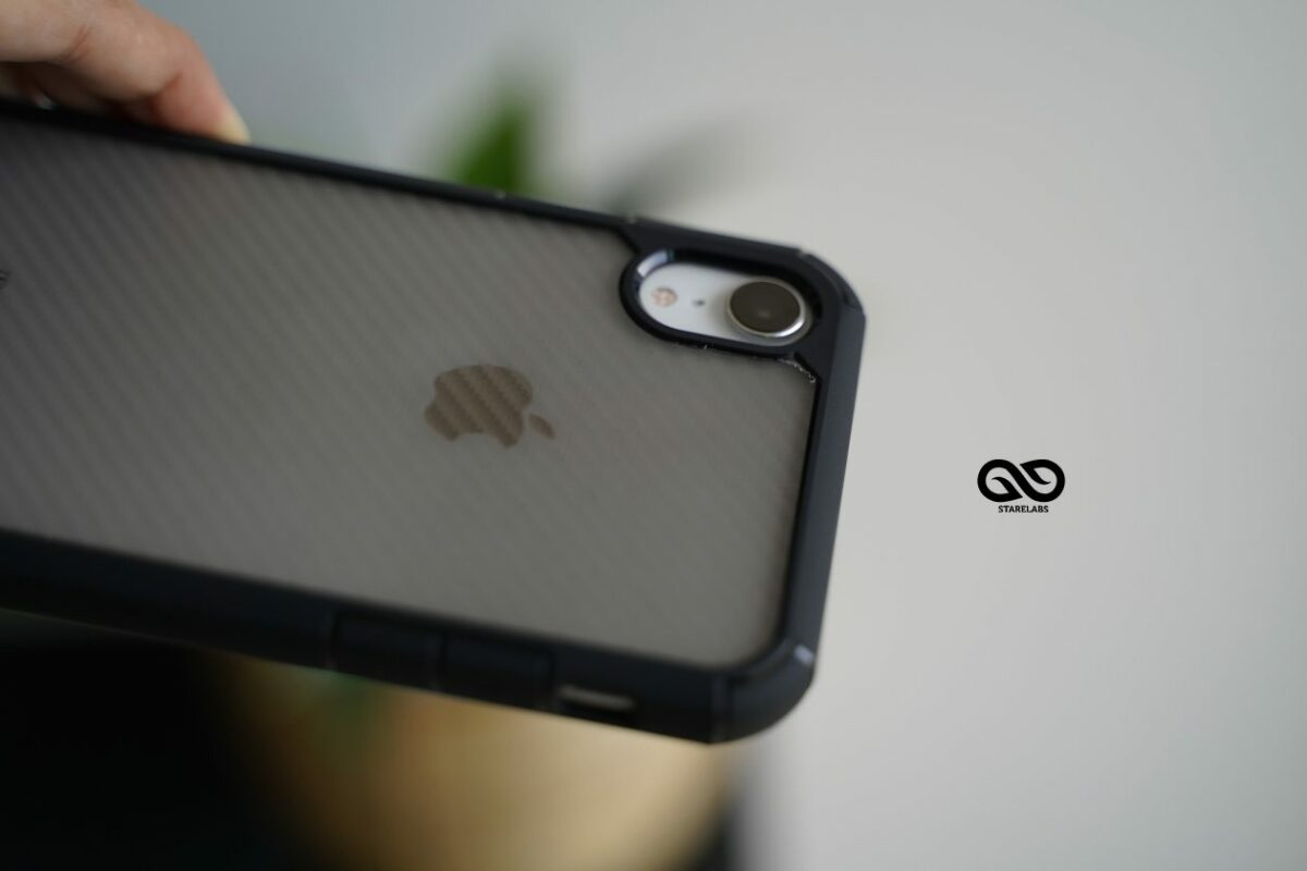 Carbon Defender Case for Xr