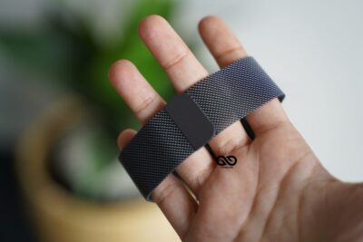 Personalized Magnetic metal loop strap for Apple Watch 42MM 41MM 40MM Series 4 5 6 7 8 9 10 11 SE SE 2 Gen
