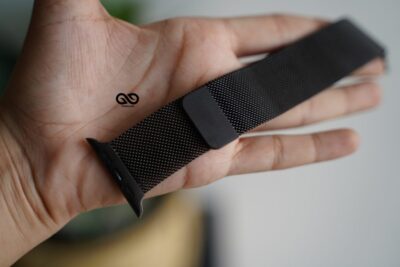 Personalized Magnetic metal loop strap for Apple Watch 42MM 41MM 40MM Series 4 5 6 7 8 9 10 11 SE SE 2 Gen