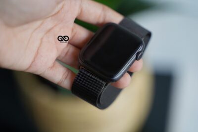 Personalized Magnetic metal loop strap for Apple Watch 42MM 41MM 40MM Series 4 5 6 7 8 9 10 11 SE SE 2 Gen