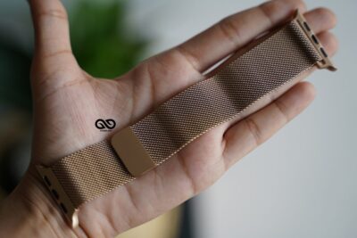 Magnetic metal loop strap for Apple Watch 42MM 41MM 40MM Series 4 5 6 7 8 9 10 11 SE SE 2 Gen