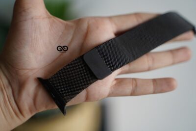 Personalized Magnetic metal loop strap for Apple Watch 42MM 41MM 40MM Series 4 5 6 7 8 9 10 11 SE SE 2 Gen