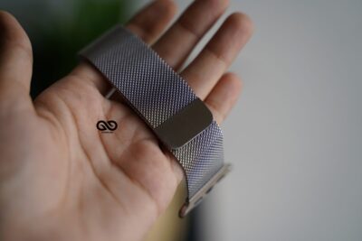 Personalized Magnetic metal loop strap for Apple Watch 42MM 41MM 40MM Series 4 5 6 7 8 9 10 11 SE SE 2 Gen