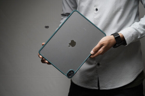 iPad Air 11th/5th/4th Gen 2026/2025/2024/2022/2021/2020 Pine Green Transparent Case 10.9 inch/M4/M3,M2 Chip