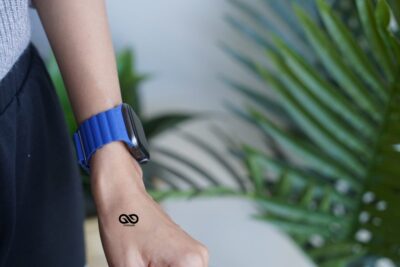 Ocean Blue Magnetic Leather Loop for Apple Watch 42MM 41MM 40MM Series 4 5 6 7 8 9 10 11 SE SE 2 Gen