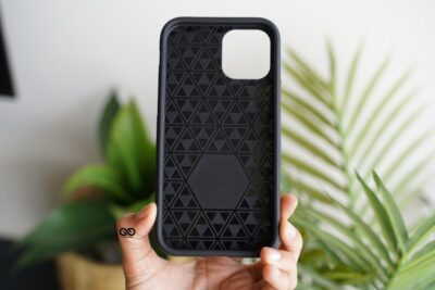 Air Grip Cases for iPhone 12 Pro Max 32 Air Grip Cases for iPhone 12 Pro Max