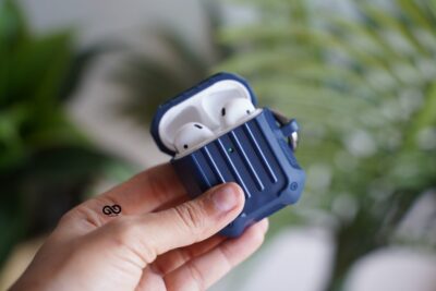 Blue Armor Airpods 1/2 Case