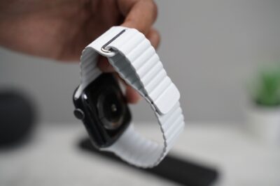 White Magnetic Leather Loop for Apple Watch 44MM 45MM 46MM Series 4 5 6 7 8 9 10 SE SE 2 Gen