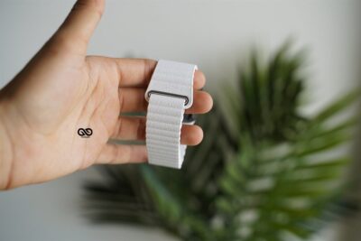 White Magnetic Leather Loop for Apple Watch 44MM 45MM 46MM Series 4 5 6 7 8 9 10 SE SE 2 Gen