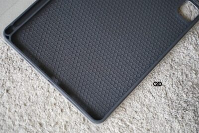 iPad Air 4 Smart Keyboard Case with touch pad 32 iPad Air 4 Smart Keyboard Case with touch pad