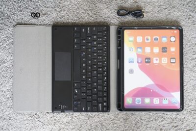 iPad Air 4th gen 10.9 inch Blue Smart Keyboard Case