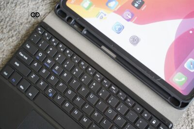 iPad Air 4th gen 10.9 inch Blue Smart Keyboard Case