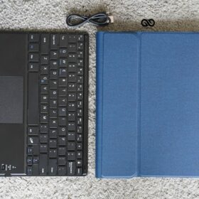 iPad Air 4th gen 10.9 inch Blue Smart Keyboard Case