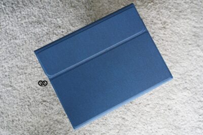 iPad Air 4th gen 10.9 inch Blue Smart Keyboard Case