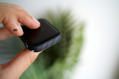 Black & Grey Real Aramid Carbon Fiber Bumper for Apple Watch 40 MM Series 4/5/6/SE 64 Black & Grey Real Aramid Carbon Fiber Bumper for Apple Watch 40 MM Series 4/5/6/SE