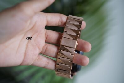Rose Gold Glossy Matte Link Strap For Apple Watch 42MM 41MM 40MM Series 4 5 6 7 8 9 10 SE SE 2 Gen 24 Rose Gold Glossy Matte Link Strap For Apple Watch 42MM 41MM 40MM Series 4 5 6 7 8 9 10 SE SE 2 Gen - Image 12