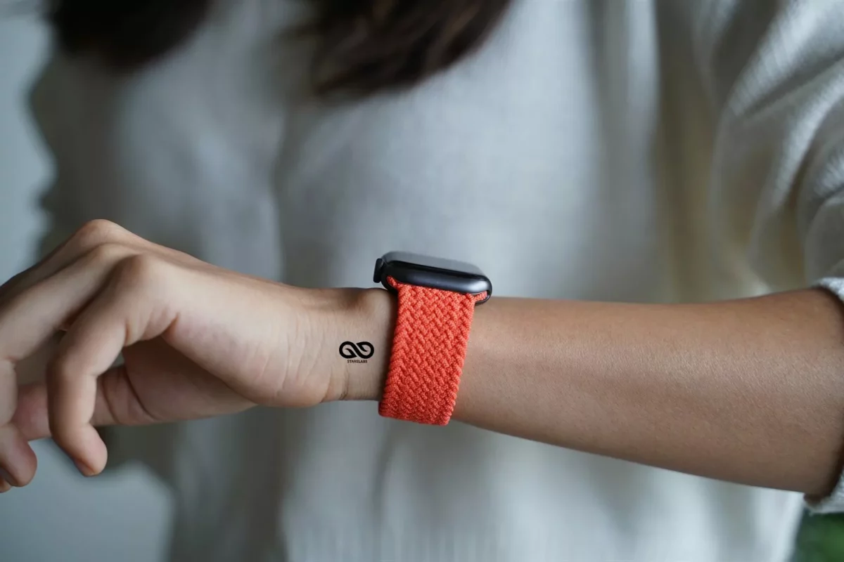 Electric Orange Braided Solo Loop For Apple Watch 44MM 45MM 46MM Series 4 5 6 7 8 9 10 11 (SE 2 3 Gen)