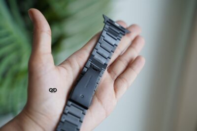 Black Glossy Matte Link Strap For Apple Watch 42MM 41MM 40MM Series 4 5 6 7 8 9 10 11 12 SE SE2 SE3 Gen 18 Black Glossy Matte Link Strap For Apple Watch 42MM 41MM 40MM Series 4 5 6 7 8 9 10 11 12 SE SE2 SE3 Gen - Image 9