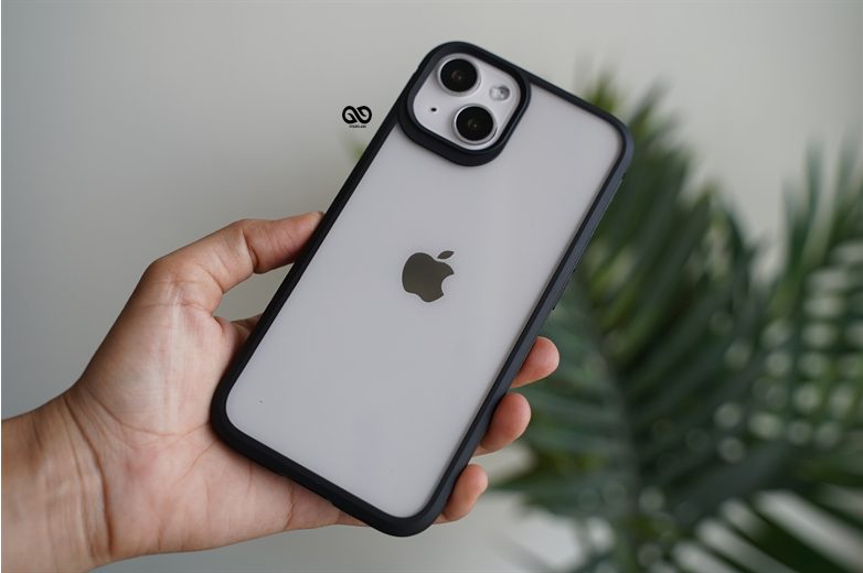 clear case with black border iphone 11