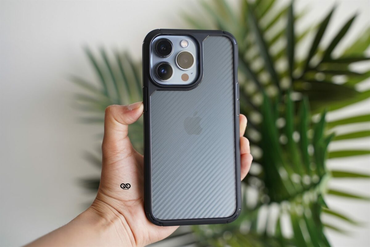 Carbon Defender Case for iPhone 13 Pro
