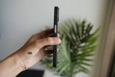 Carbon Ultra Thin Case for iPhone 15