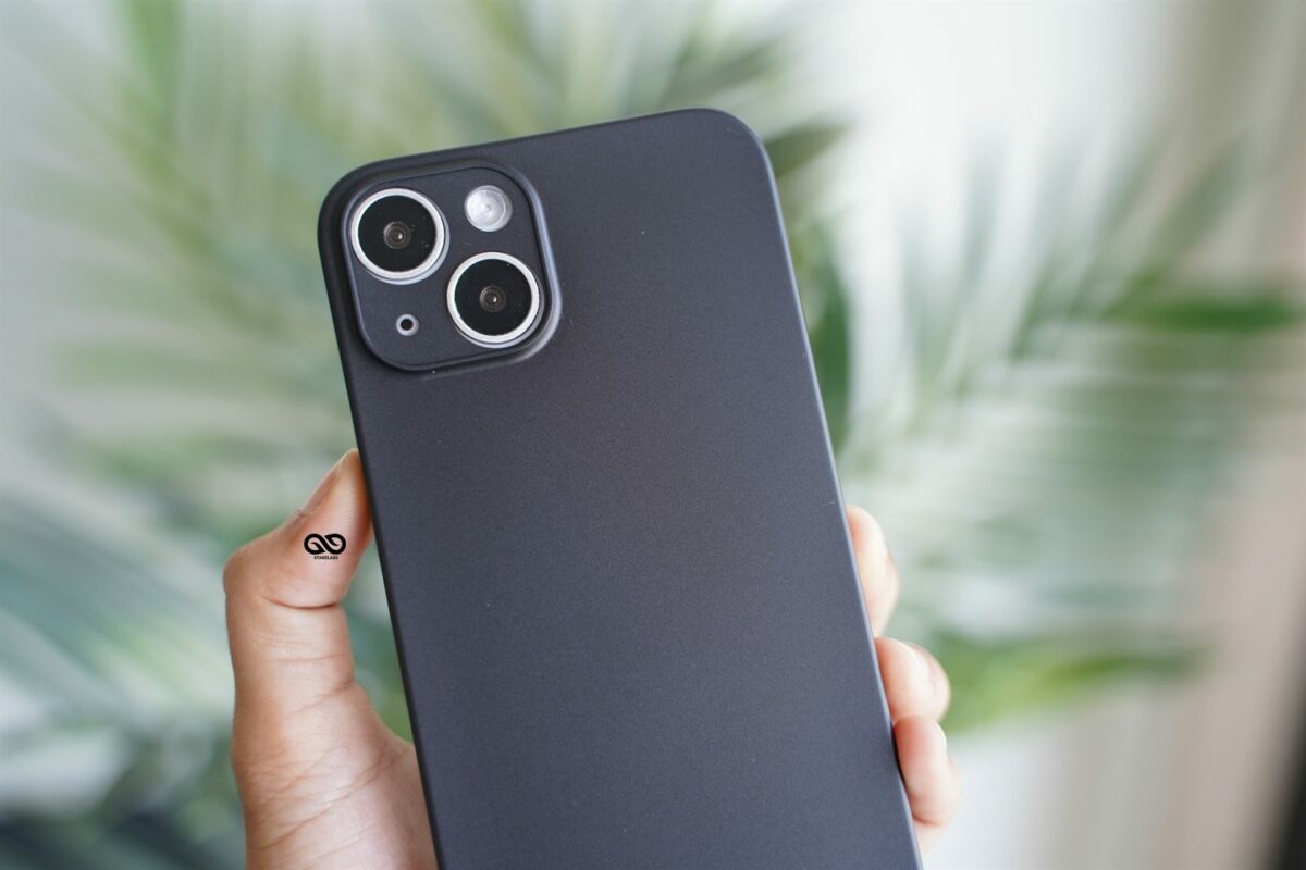 Dark Black Ultra Thin Case for iPhone 13