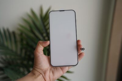 Dust grill Tempered glass for iPhone 14