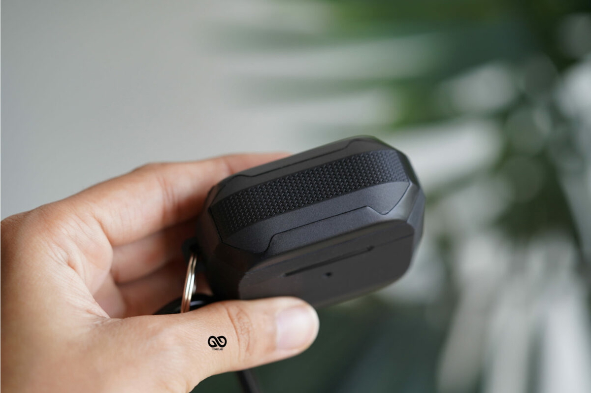 Black Shockproof airpods case for Airpods 3 (Old)