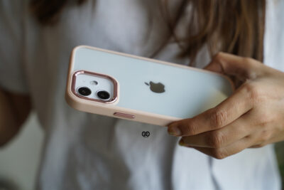 Transparent Case with Colored Border - Image 105