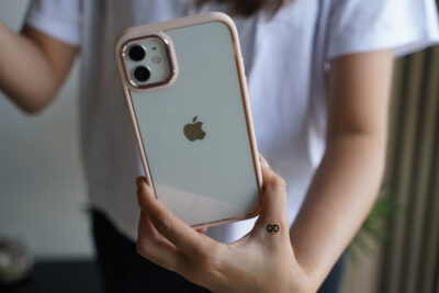 Transparent Case with Colored Border - Image 100