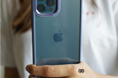 Transparent Case with Colored Border - Image 18