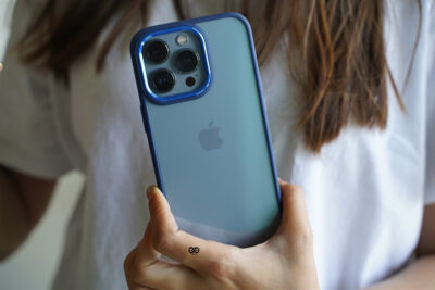 Transparent Case with Colored Border - Image 20