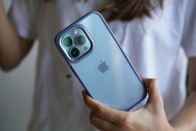 Transparent Case with Colored Border - Image 15