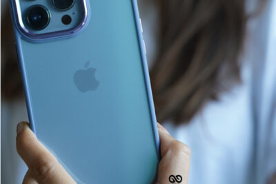 Transparent Case with Colored Border - Image 31
