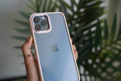 Transparent Case with Colored Border - Image 35