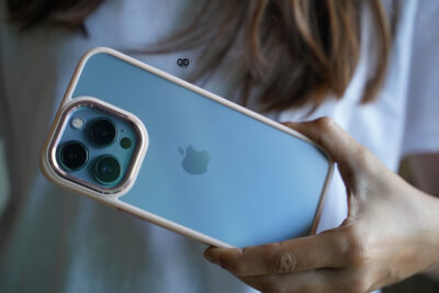 Transparent Case with Colored Border - Image 49