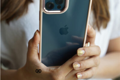 Transparent Case with Colored Border - Image 43