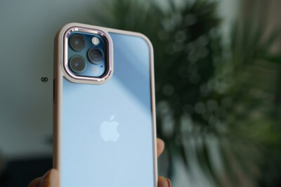 Transparent Case with Colored Border - Image 53