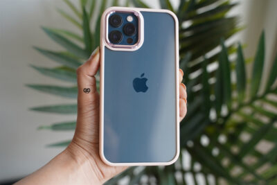 Transparent Case with Colored Border - Image 60