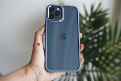 Transparent Case with Colored Border - Image 46
