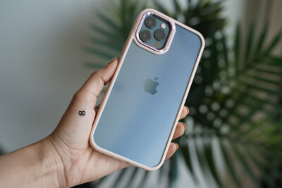 Transparent Case with Colored Border - Image 62