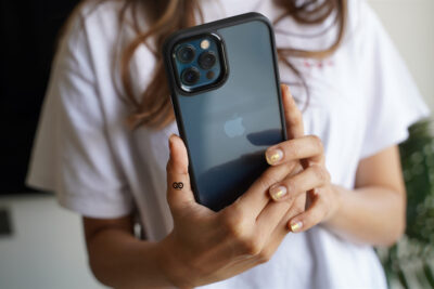 Transparent Case with Colored Border - Image 69