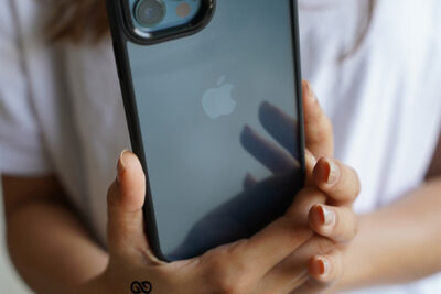 Transparent Case with Colored Border - Image 76