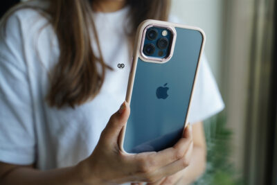 Transparent Case with Colored Border - Image 80