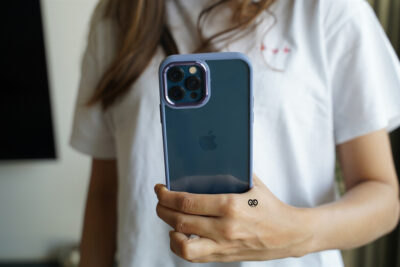 Transparent Case with Colored Border - Image 82