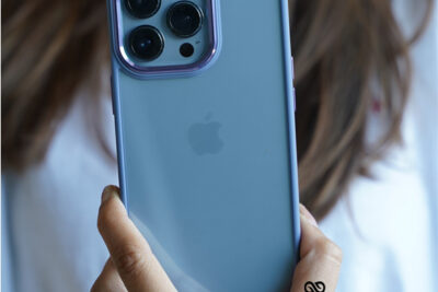 Transparent Case with Colored Border - Image 84