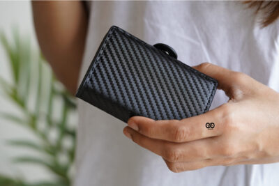 Carbon Fiber Leather Card and Cash Holder with Double Slot Wallet